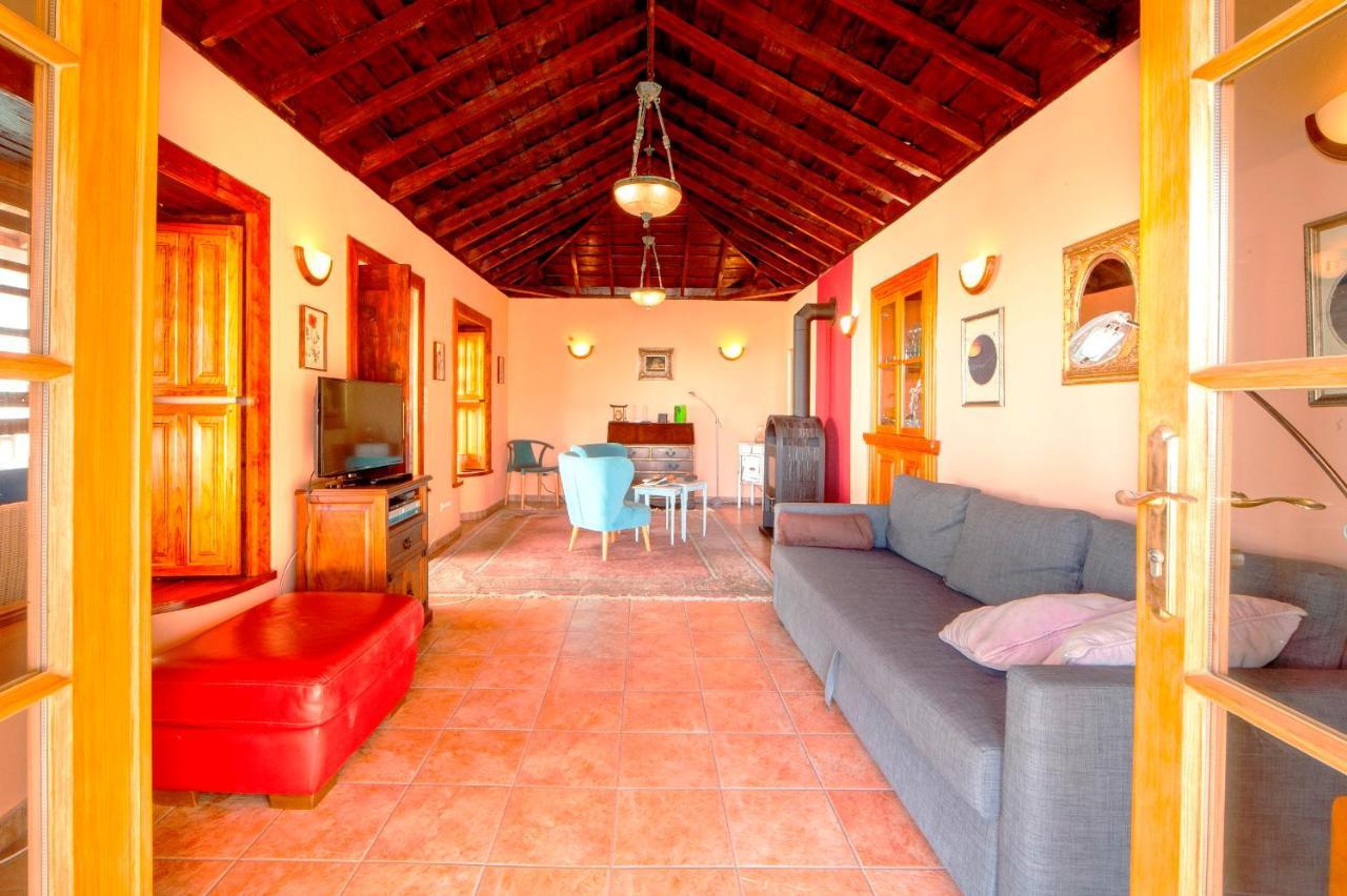 Feriendomizil Finca Tijarafe Mit Beheiztem, Abdeckbarem Pool エクステリア 写真